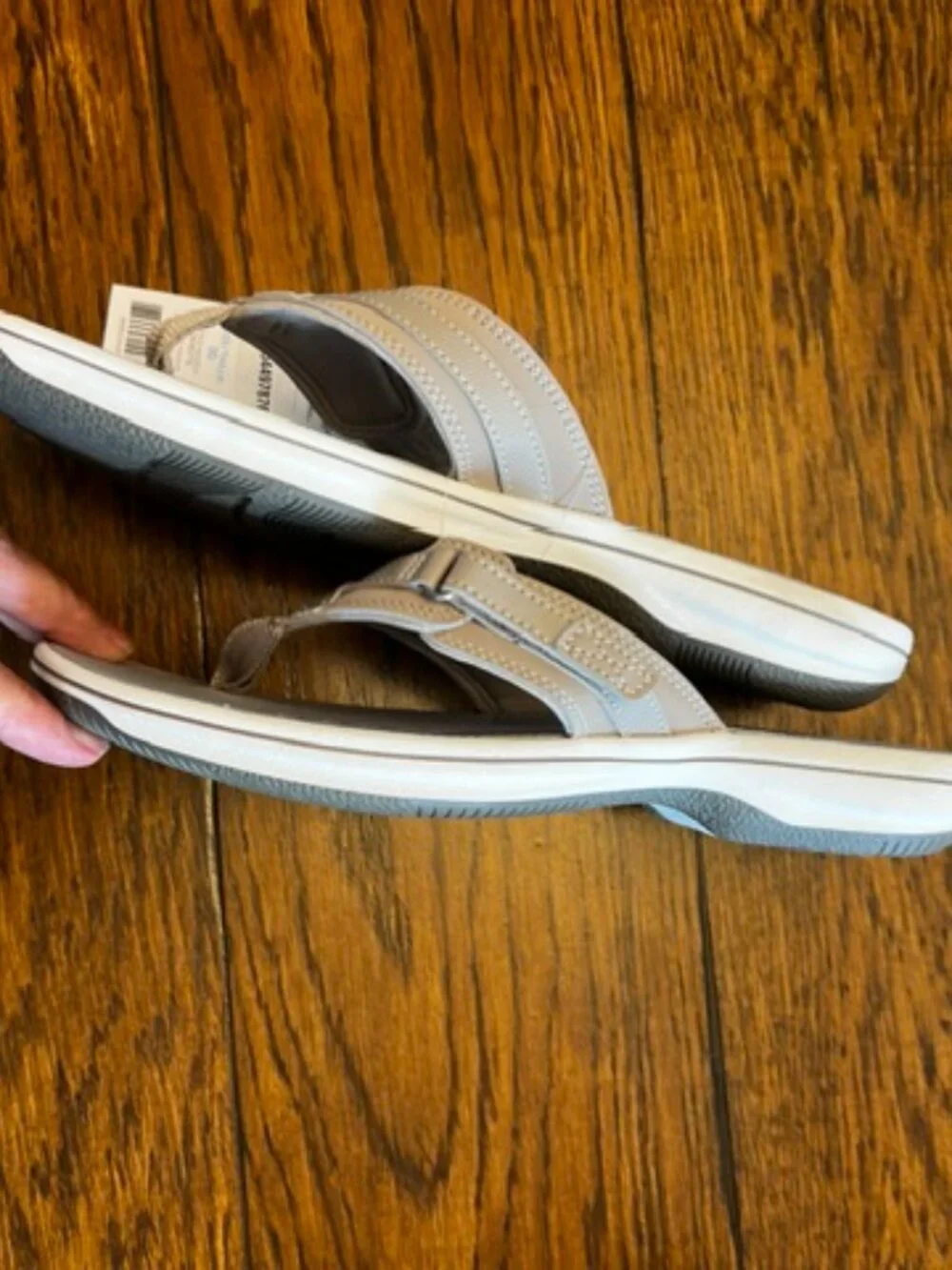 Women's New w/tags Clarks Cloudsteppers Sandals, Flip Flops, Lite Taupe, Size 10